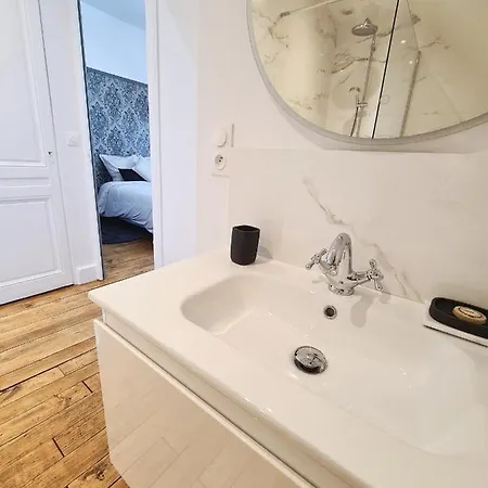 Au Coeur Des Lacs 住宿加早餐酒店